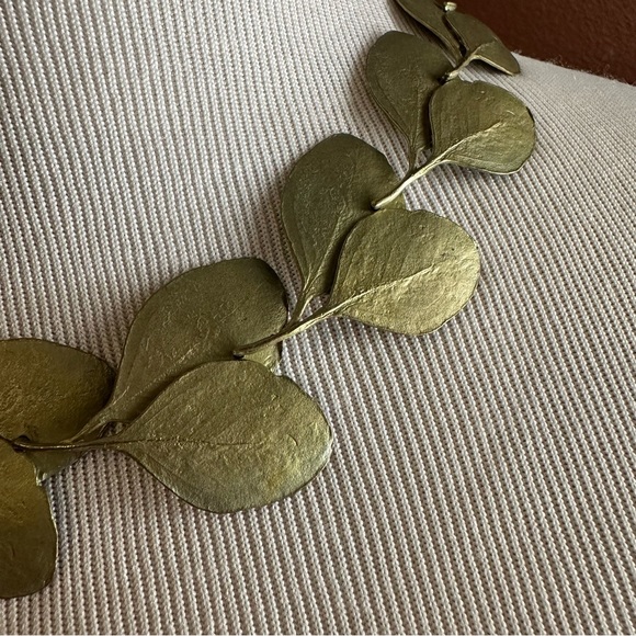 Michael Michard Eucalyptus metal leaf necklace lobster clasp - Picture 3 of 7